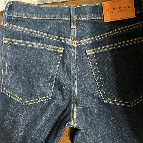 Lucky Brand
Authentic Straight Leg Mid Rise 5-Pocket Jeans - Picture 5 of 10